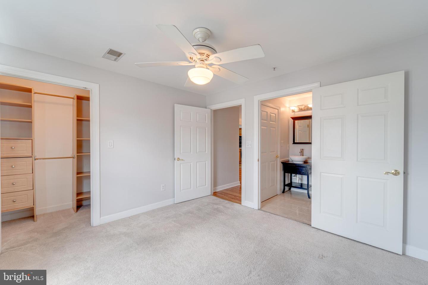 9220-E CARDINAL FOREST LN #E, LORTON, Virginia 22079, 2 Bedrooms Bedrooms, ,2 BathroomsBathrooms,Residential,For sale,9220-E CARDINAL FOREST LN #E,VAFX2261870 MLS # VAFX2261870