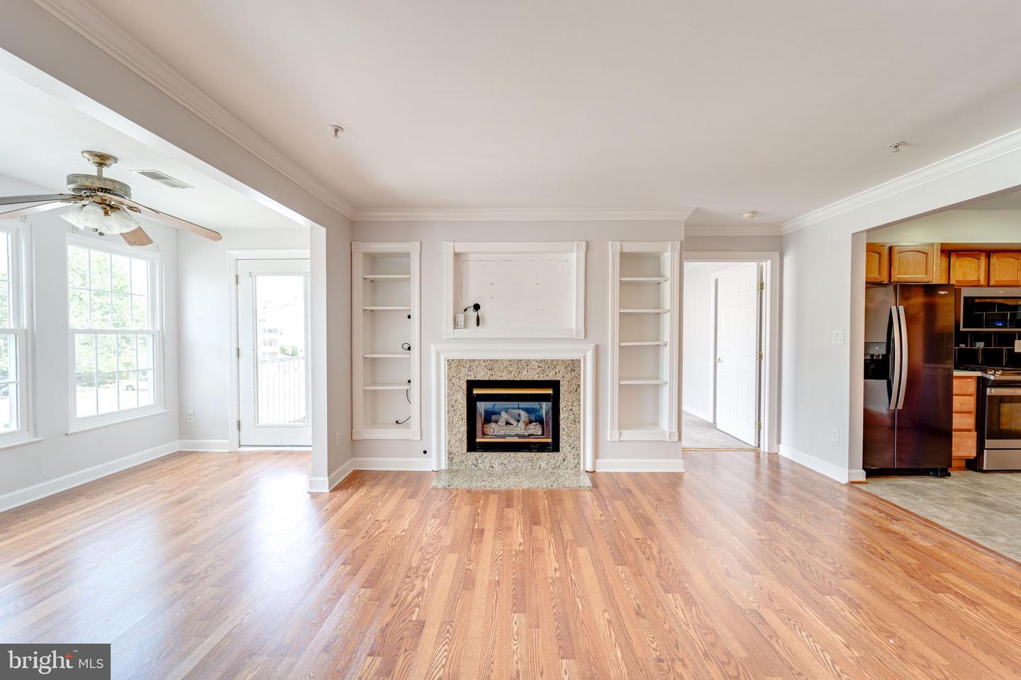 9220-E CARDINAL FOREST LN #E, LORTON, Virginia 22079, 2 Bedrooms Bedrooms, ,2 BathroomsBathrooms,Residential,For sale,9220-E CARDINAL FOREST LN #E,VAFX2261870 MLS # VAFX2261870