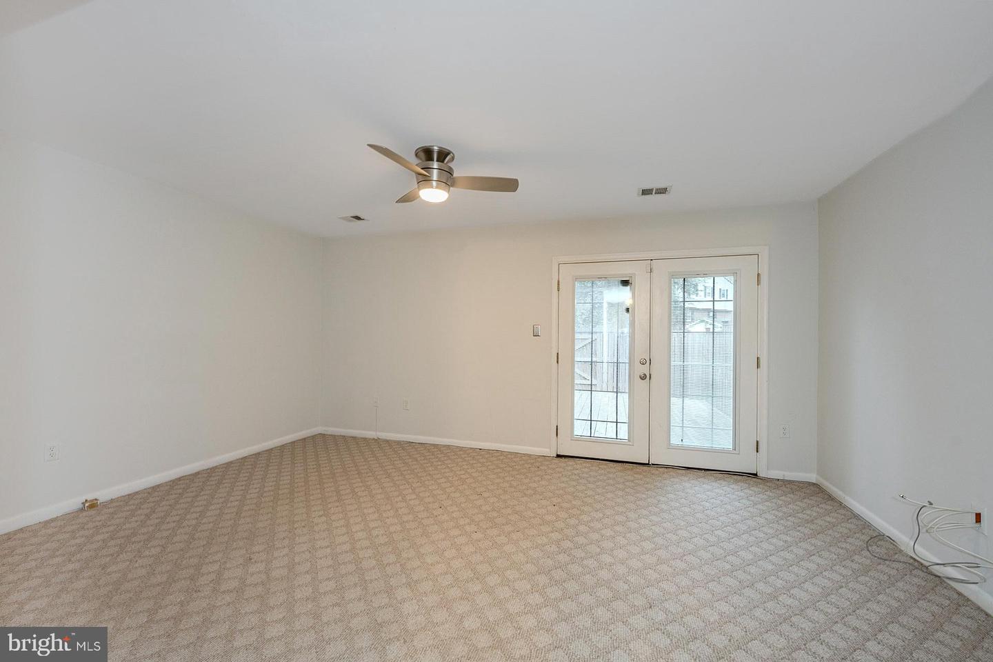 14814 EMBERDALE DR, WOODBRIDGE, Virginia 22193, 3 Bedrooms Bedrooms, ,1 BathroomBathrooms,Residential,For sale,14814 EMBERDALE DR,VAPW2102986 MLS # VAPW2102986