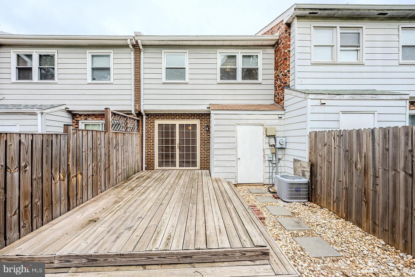 14814 EMBERDALE DR, WOODBRIDGE, Virginia 22193, 3 Bedrooms Bedrooms, ,1 BathroomBathrooms,Residential,For sale,14814 EMBERDALE DR,VAPW2102986 MLS # VAPW2102986