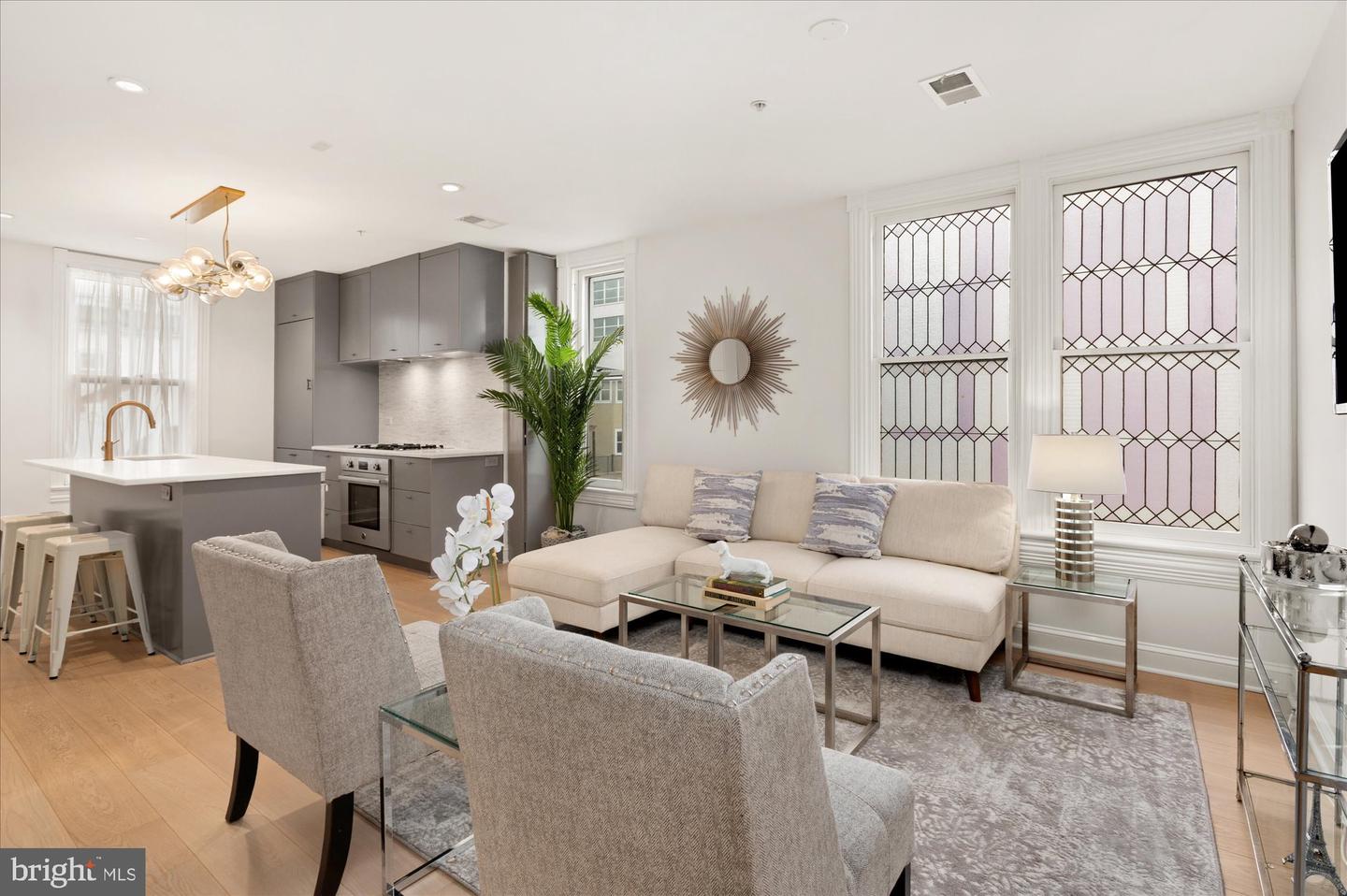 2025 HILLYER PL NW #4, WASHINGTON, District Of Columbia 20009, 2 Bedrooms Bedrooms, ,2 BathroomsBathrooms,Residential,For sale,2025 HILLYER PL NW #4,DCDC2217596 MLS # DCDC2217596