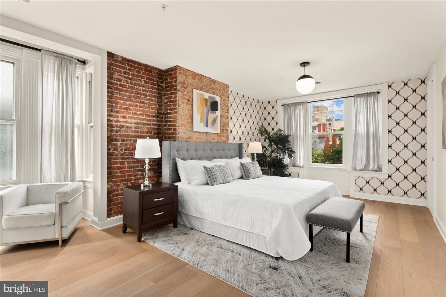 2025 HILLYER PL NW #4, WASHINGTON, District Of Columbia 20009, 2 Bedrooms Bedrooms, ,2 BathroomsBathrooms,Residential,For sale,2025 HILLYER PL NW #4,DCDC2217596 MLS # DCDC2217596