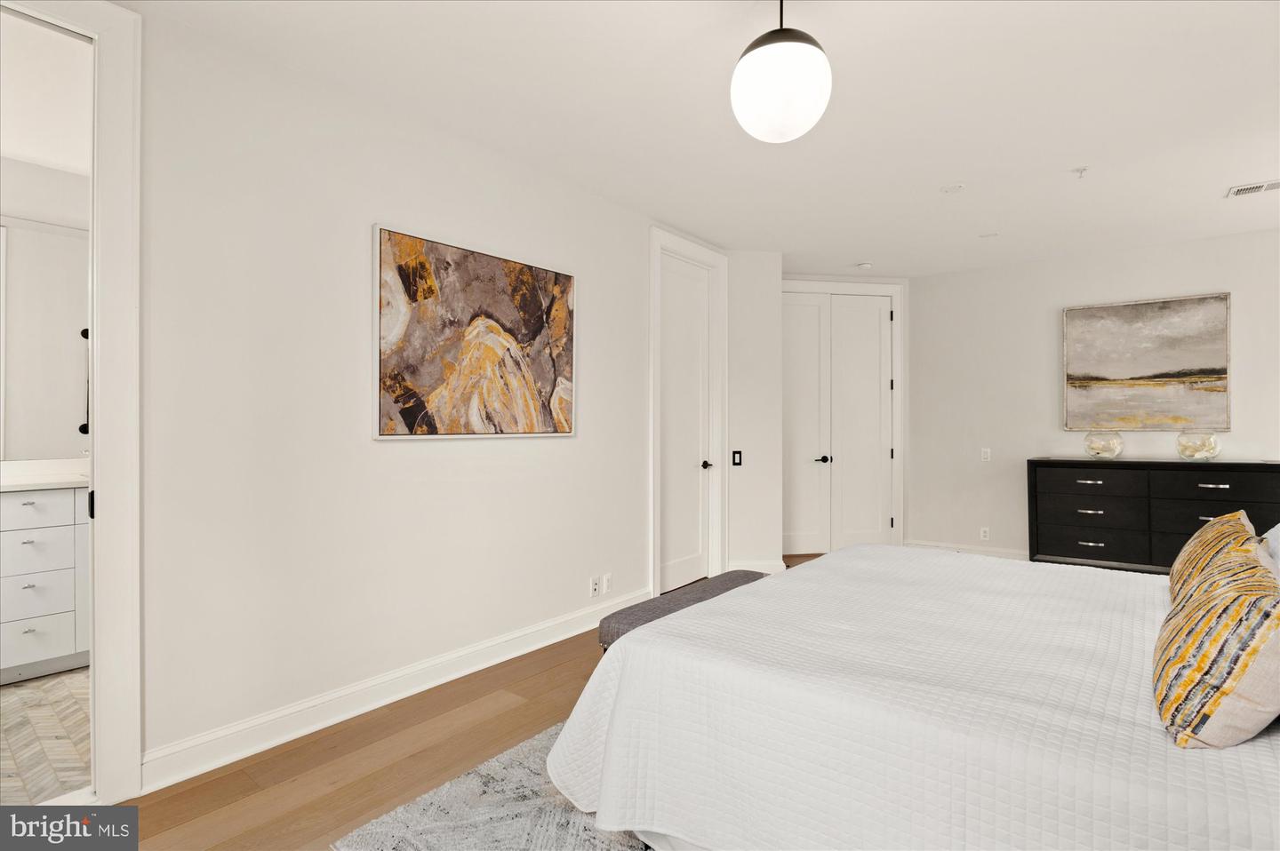 2025 HILLYER PL NW #4, WASHINGTON, District Of Columbia 20009, 2 Bedrooms Bedrooms, ,2 BathroomsBathrooms,Residential,For sale,2025 HILLYER PL NW #4,DCDC2217596 MLS # DCDC2217596