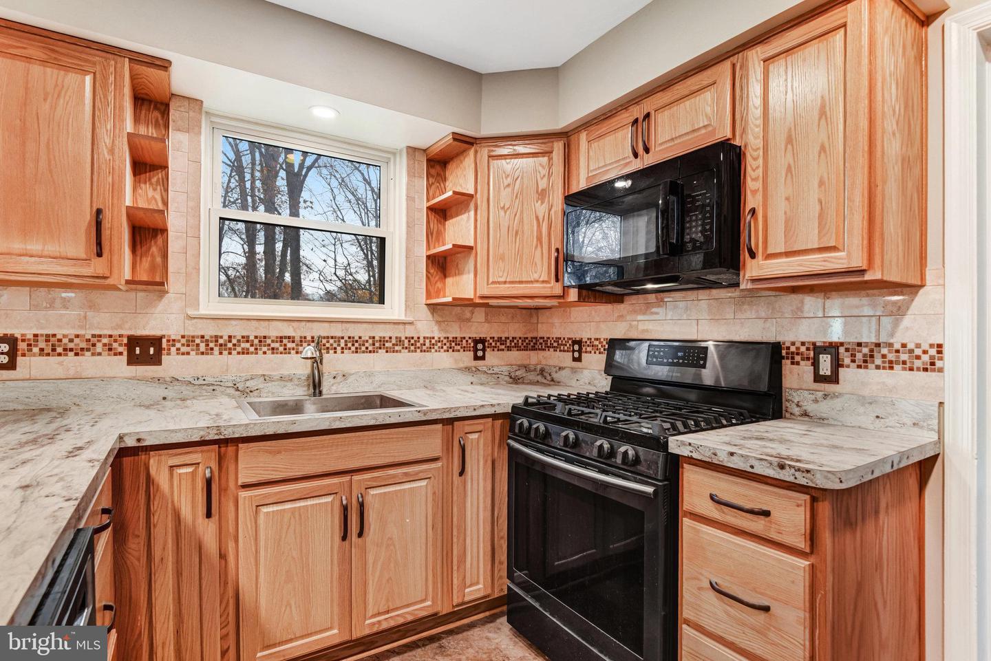 5370 GAINSBOROUGH DR, FAIRFAX, Virginia 22032, 4 Bedrooms Bedrooms, ,2 BathroomsBathrooms,Residential,For sale,5370 GAINSBOROUGH DR,VAFX2265396 MLS # VAFX2265396