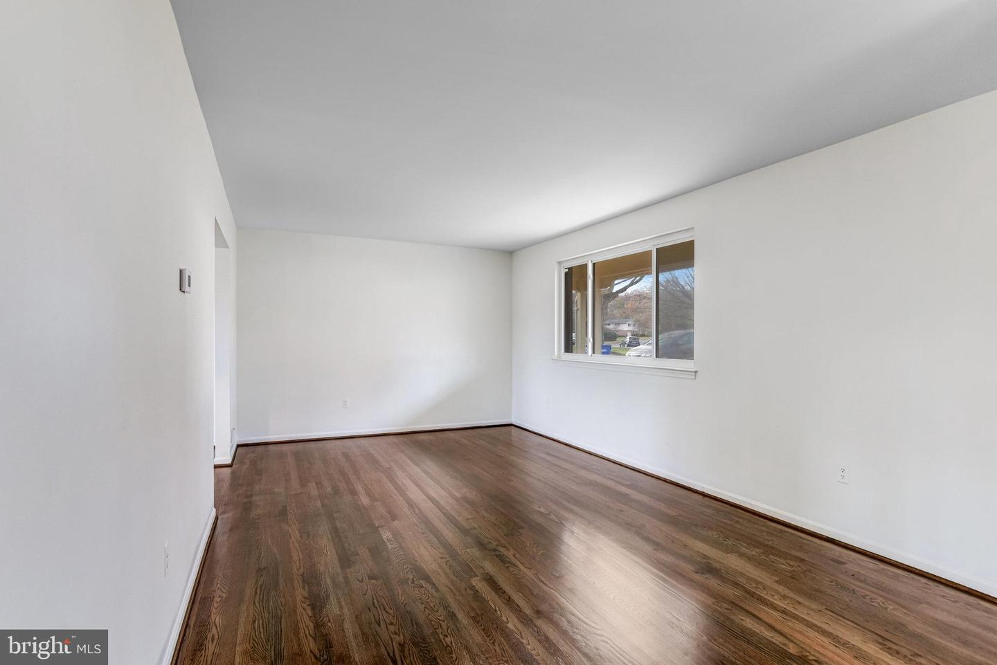 5370 GAINSBOROUGH DR, FAIRFAX, Virginia 22032, 4 Bedrooms Bedrooms, ,2 BathroomsBathrooms,Residential,For sale,5370 GAINSBOROUGH DR,VAFX2265396 MLS # VAFX2265396