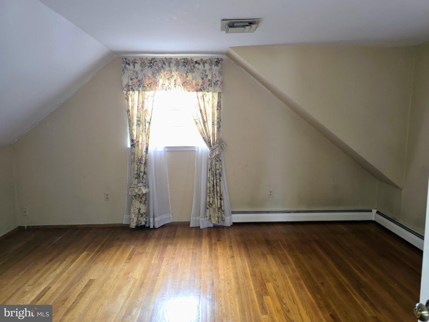 9405 BLACKSTONE RD, MANASSAS, Virginia 20110, 3 Bedrooms Bedrooms, ,2 BathroomsBathrooms,Residential,For sale,9405 BLACKSTONE RD,VAPW2103950 MLS # VAPW2103950