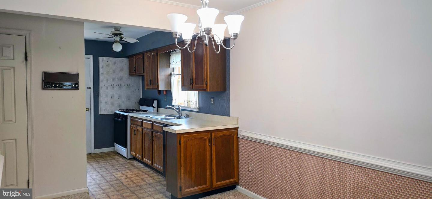 9405 BLACKSTONE RD, MANASSAS, Virginia 20110, 3 Bedrooms Bedrooms, ,2 BathroomsBathrooms,Residential,For sale,9405 BLACKSTONE RD,VAPW2103950 MLS # VAPW2103950