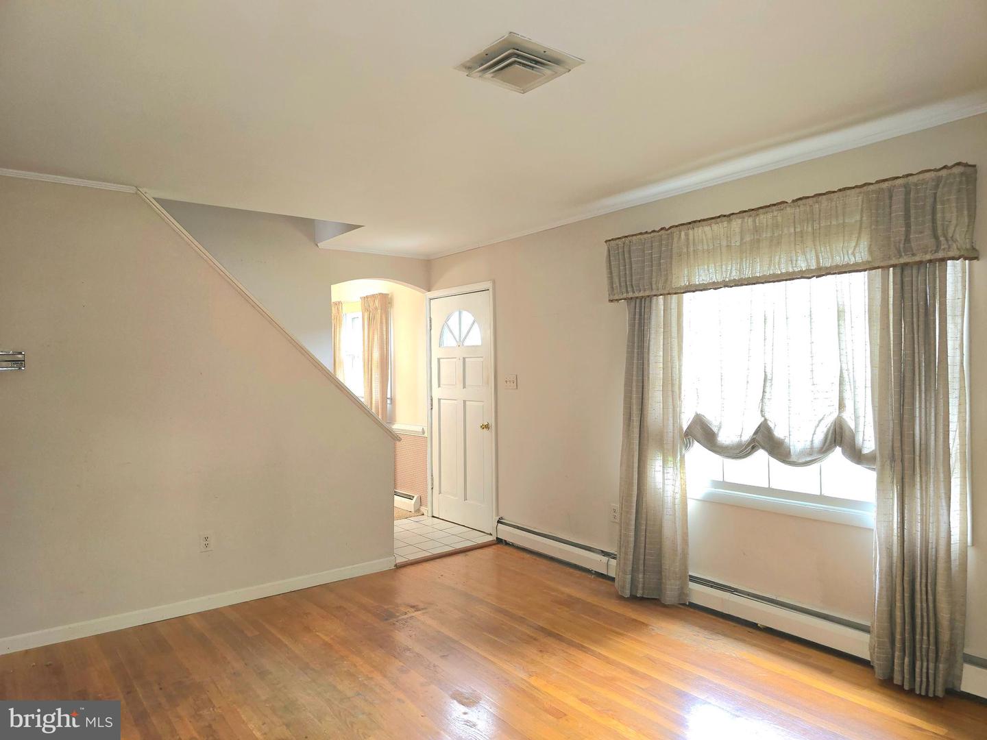 9405 BLACKSTONE RD, MANASSAS, Virginia 20110, 3 Bedrooms Bedrooms, ,2 BathroomsBathrooms,Residential,For sale,9405 BLACKSTONE RD,VAPW2103950 MLS # VAPW2103950