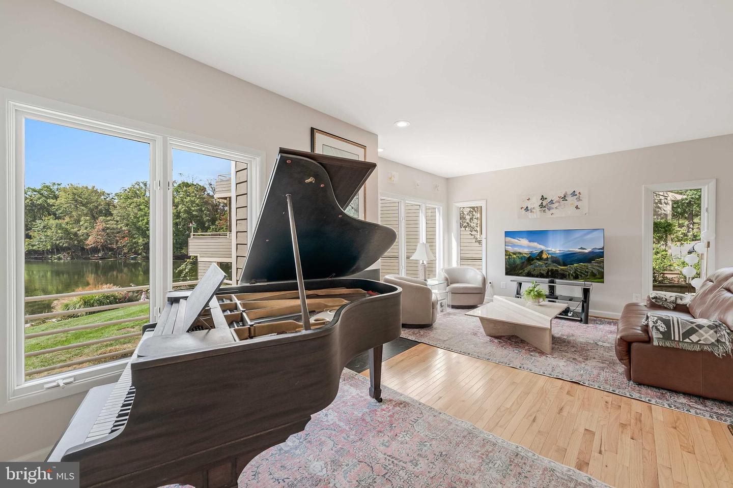 1933 LAKEPORT WAY, RESTON, Virginia 20191, 3 Bedrooms Bedrooms, ,2 BathroomsBathrooms,Residential,For sale,1933 LAKEPORT WAY,VAFX2267172 MLS # VAFX2267172