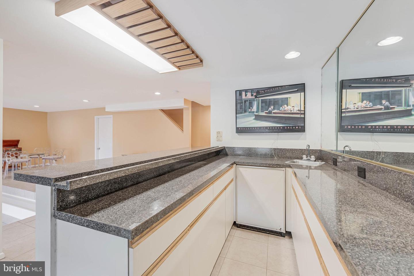 1933 LAKEPORT WAY, RESTON, Virginia 20191, 3 Bedrooms Bedrooms, ,2 BathroomsBathrooms,Residential,For sale,1933 LAKEPORT WAY,VAFX2267172 MLS # VAFX2267172