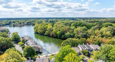 1933 LAKEPORT WAY, RESTON, Virginia 20191, 3 Bedrooms Bedrooms, ,2 BathroomsBathrooms,Residential,For sale,1933 LAKEPORT WAY,VAFX2267172 MLS # VAFX2267172