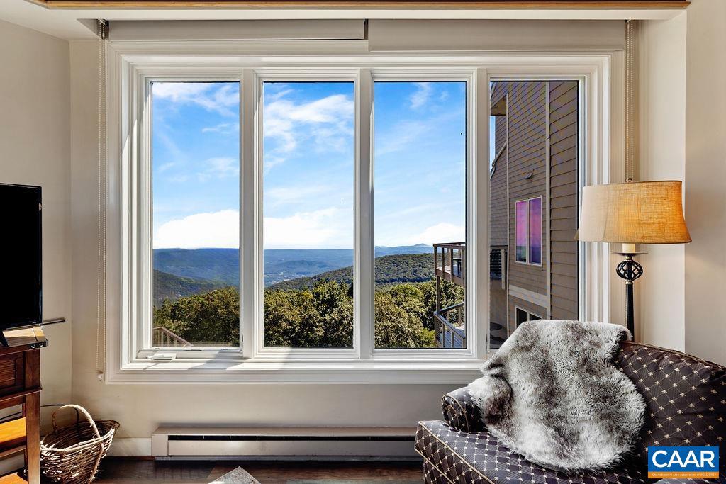 1818 HIGH RIDGE CT CONDOS, ROSELAND, Virginia 22967, 4 Bedrooms Bedrooms, ,4 BathroomsBathrooms,Residential,For sale,1818 HIGH RIDGE CT CONDOS,669022 MLS # 669022