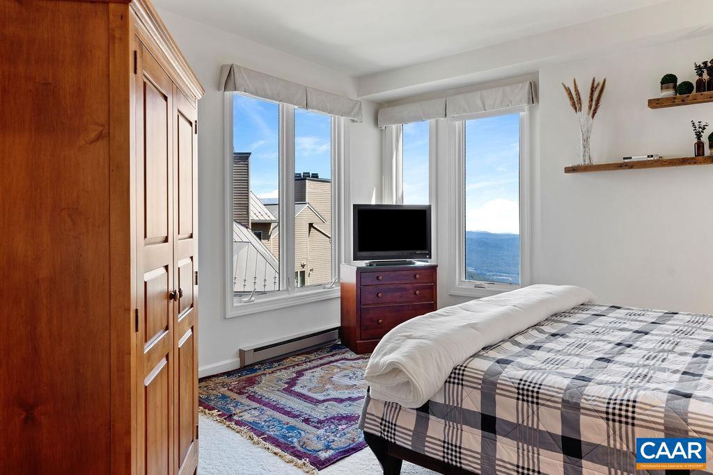 1818 HIGH RIDGE CT CONDOS, ROSELAND, Virginia 22967, 4 Bedrooms Bedrooms, ,4 BathroomsBathrooms,Residential,For sale,1818 HIGH RIDGE CT CONDOS,669022 MLS # 669022