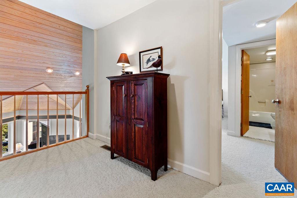 1818 HIGH RIDGE CT CONDOS, ROSELAND, Virginia 22967, 4 Bedrooms Bedrooms, ,4 BathroomsBathrooms,Residential,For sale,1818 HIGH RIDGE CT CONDOS,669022 MLS # 669022