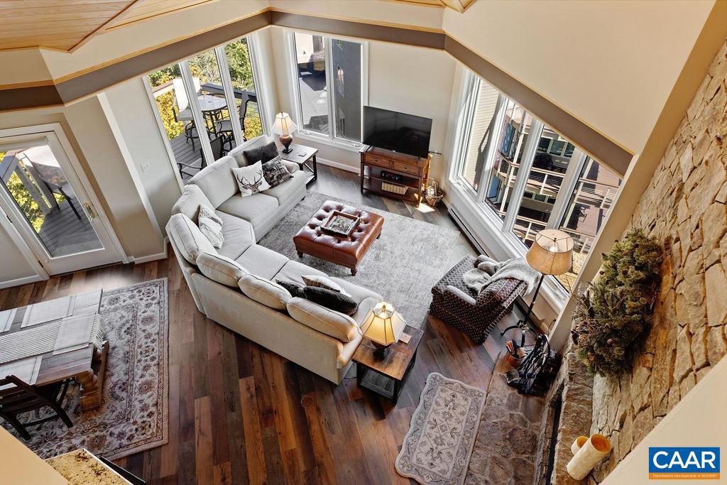 1818 HIGH RIDGE CT CONDOS, ROSELAND, Virginia 22967, 4 Bedrooms Bedrooms, ,4 BathroomsBathrooms,Residential,For sale,1818 HIGH RIDGE CT CONDOS,669022 MLS # 669022