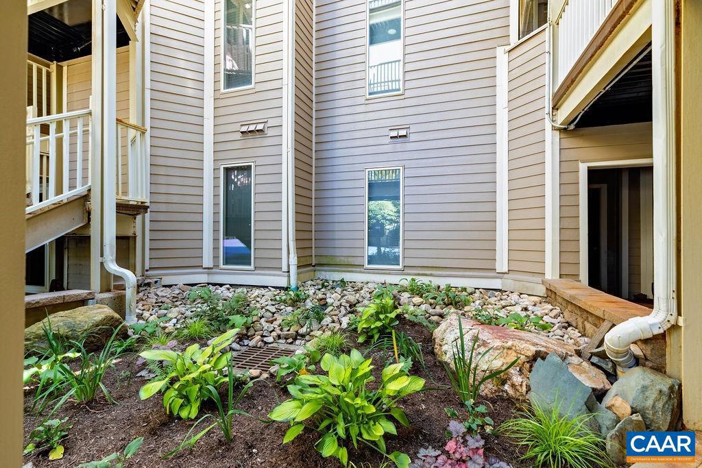 1818 HIGH RIDGE CT CONDOS, ROSELAND, Virginia 22967, 4 Bedrooms Bedrooms, ,4 BathroomsBathrooms,Residential,For sale,1818 HIGH RIDGE CT CONDOS,669022 MLS # 669022