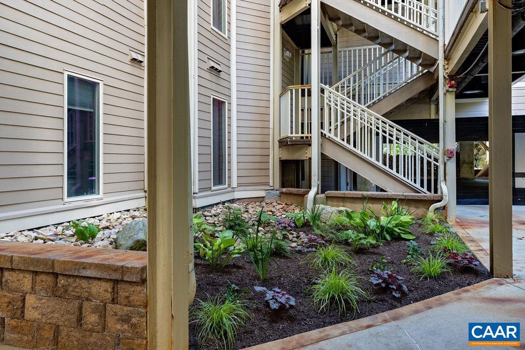 1818 HIGH RIDGE CT CONDOS, ROSELAND, Virginia 22967, 4 Bedrooms Bedrooms, ,4 BathroomsBathrooms,Residential,For sale,1818 HIGH RIDGE CT CONDOS,669022 MLS # 669022