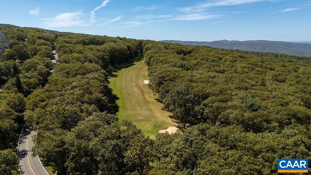 1818 HIGH RIDGE CT CONDOS, ROSELAND, Virginia 22967, 4 Bedrooms Bedrooms, ,4 BathroomsBathrooms,Residential,For sale,1818 HIGH RIDGE CT CONDOS,669022 MLS # 669022