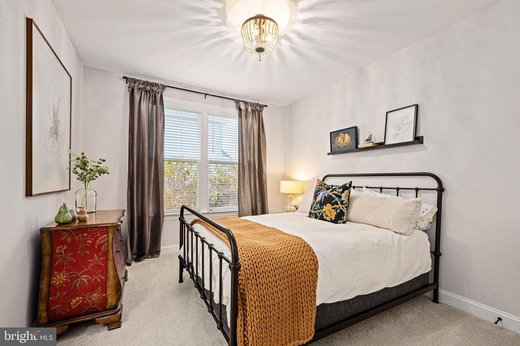 10908 CHATHAM RIDGE WAY, SPOTSYLVANIA, Virginia 22551, 4 Bedrooms Bedrooms, ,3 BathroomsBathrooms,Residential,10908 CHATHAM RIDGE WAY,VASP2037720 MLS # VASP2037720