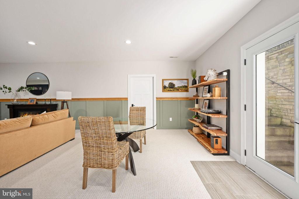 10908 CHATHAM RIDGE WAY, SPOTSYLVANIA, Virginia 22551, 4 Bedrooms Bedrooms, ,3 BathroomsBathrooms,Residential,10908 CHATHAM RIDGE WAY,VASP2037720 MLS # VASP2037720