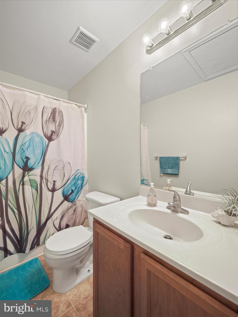 206 EASTSIDE LN, WINCHESTER, Virginia 22602, 3 Bedrooms Bedrooms, ,3 BathroomsBathrooms,Residential,For sale,206 EASTSIDE LN,VAFV2036986 MLS # VAFV2036986