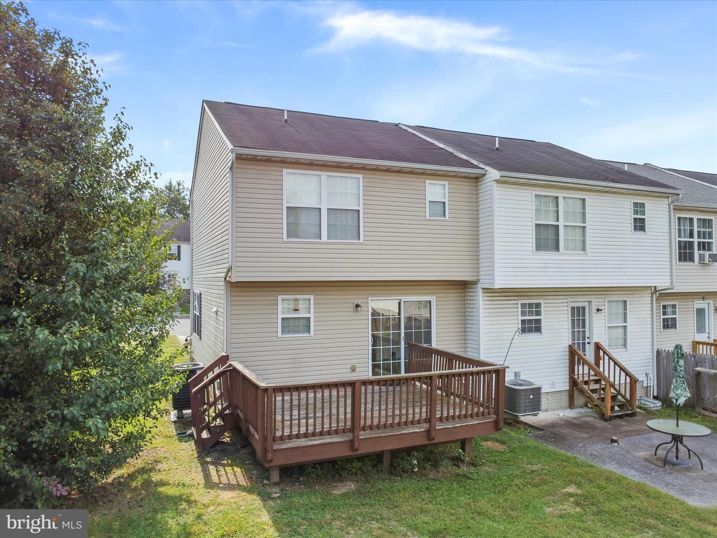 206 EASTSIDE LN, WINCHESTER, Virginia 22602, 3 Bedrooms Bedrooms, ,3 BathroomsBathrooms,Residential,For sale,206 EASTSIDE LN,VAFV2036986 MLS # VAFV2036986
