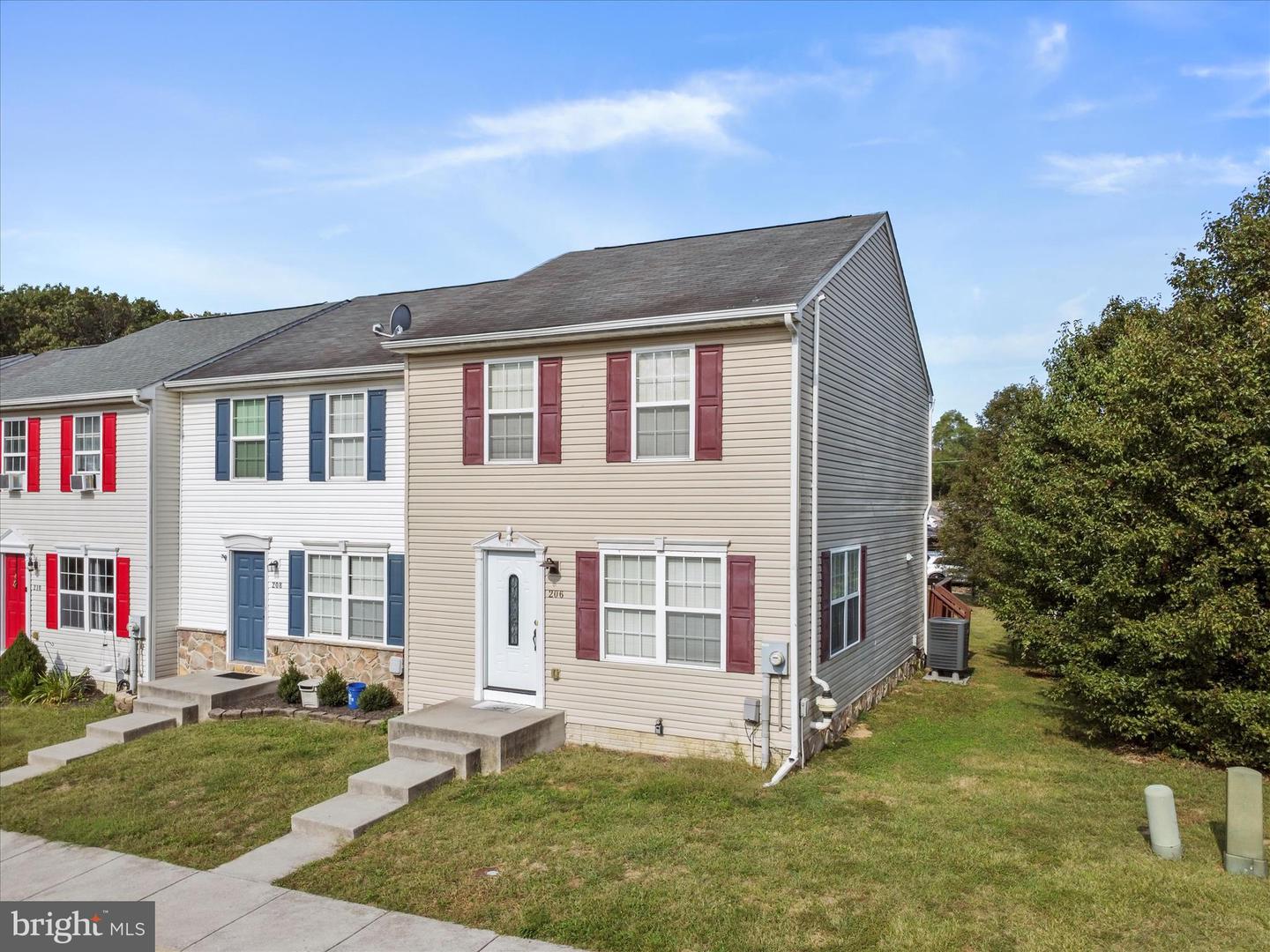 206 EASTSIDE LN, WINCHESTER, Virginia 22602, 3 Bedrooms Bedrooms, ,3 BathroomsBathrooms,Residential,For sale,206 EASTSIDE LN,VAFV2036986 MLS # VAFV2036986