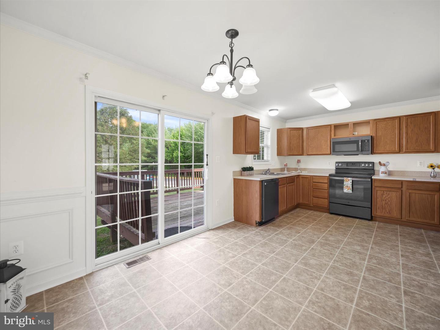 206 EASTSIDE LN, WINCHESTER, Virginia 22602, 3 Bedrooms Bedrooms, ,3 BathroomsBathrooms,Residential,For sale,206 EASTSIDE LN,VAFV2036986 MLS # VAFV2036986