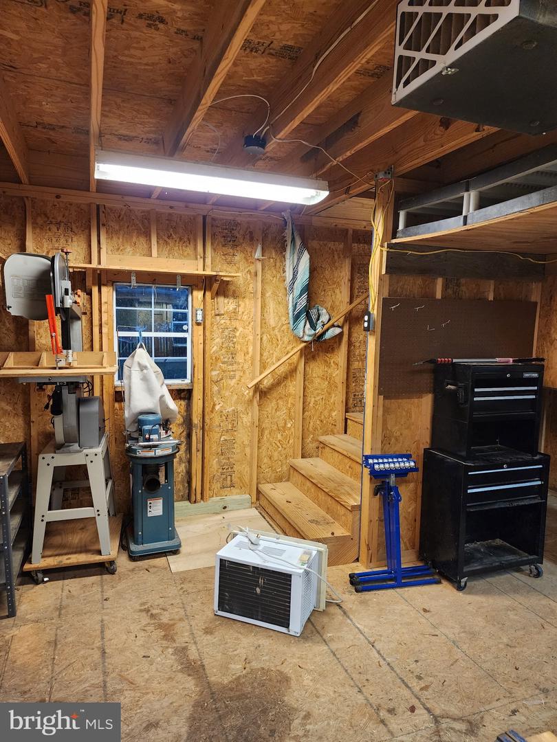 118 7TH ST, COLONIAL BEACH, Virginia 22443, 3 Bedrooms Bedrooms, ,2 BathroomsBathrooms,Residential,For sale,118 7TH ST,VAWE2009822 MLS # VAWE2009822