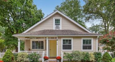 118 7TH ST, COLONIAL BEACH, Virginia 22443, 3 Bedrooms Bedrooms, ,2 BathroomsBathrooms,Residential,For sale,118 7TH ST,VAWE2009822 MLS # VAWE2009822