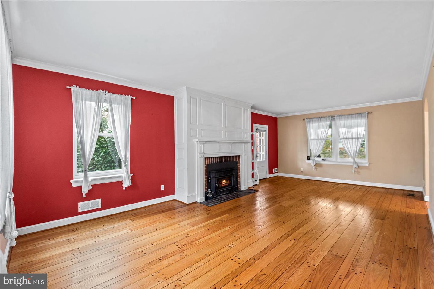 419 S WATER LN, TAPPAHANNOCK, Virginia 22560, 4 Bedrooms Bedrooms, ,2 BathroomsBathrooms,Residential,For sale,419 S WATER LN,VAES2002036 MLS # VAES2002036