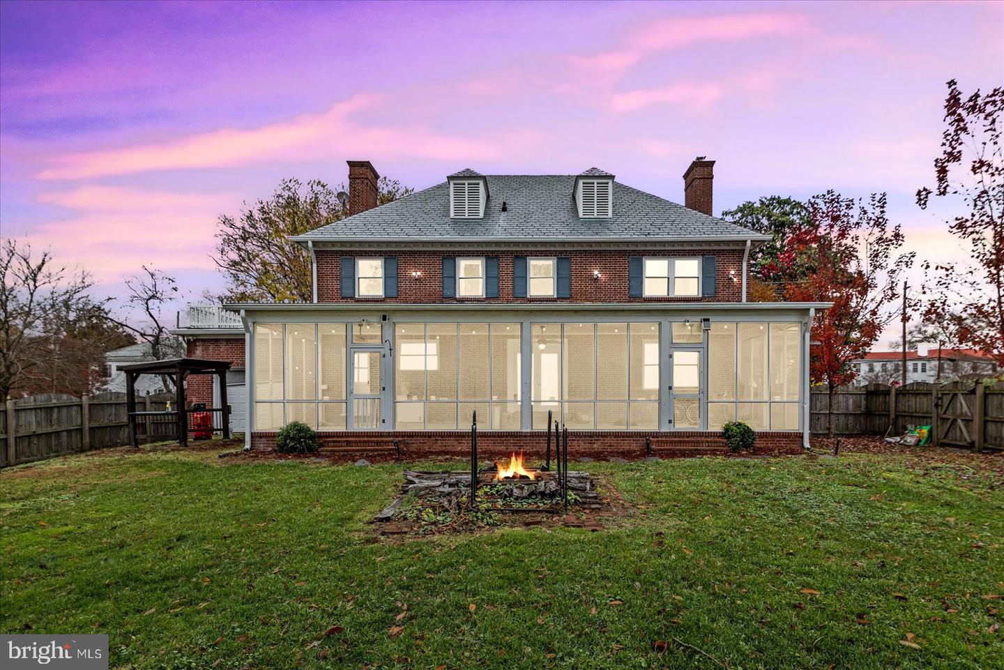 419 S WATER LN, TAPPAHANNOCK, Virginia 22560, 4 Bedrooms Bedrooms, ,2 BathroomsBathrooms,Residential,For sale,419 S WATER LN,VAES2002036 MLS # VAES2002036