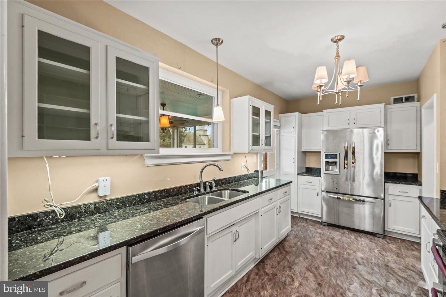 419 S WATER LN, TAPPAHANNOCK, Virginia 22560, 4 Bedrooms Bedrooms, ,2 BathroomsBathrooms,Residential,For sale,419 S WATER LN,VAES2002036 MLS # VAES2002036