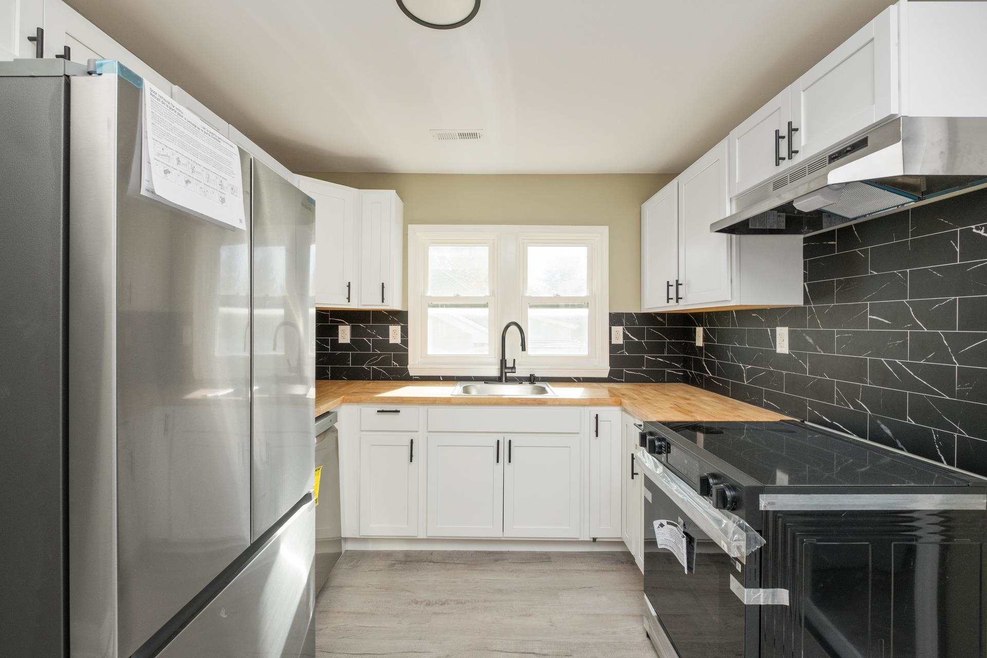 1080 AIRPORT RD, WINCHESTER, Virginia 22602, 2 Bedrooms Bedrooms, ,2 BathroomsBathrooms,Residential,1080 AIRPORT RD,670873 MLS # 670873