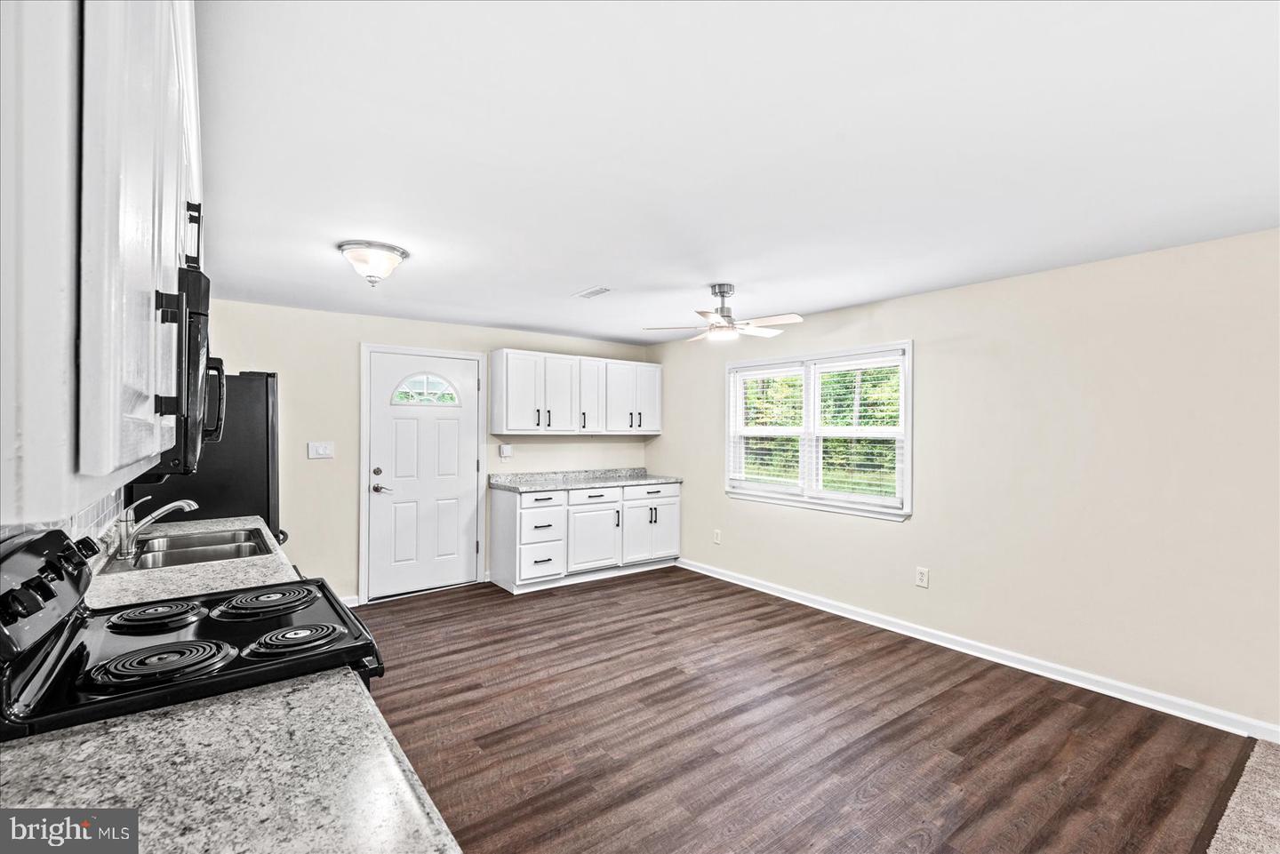 218 CIRCLE LN, COLONIAL BEACH, Virginia 22443, 3 Bedrooms Bedrooms, ,2 BathroomsBathrooms,Residential,For sale,218 CIRCLE LN,VAWE2009832 MLS # VAWE2009832