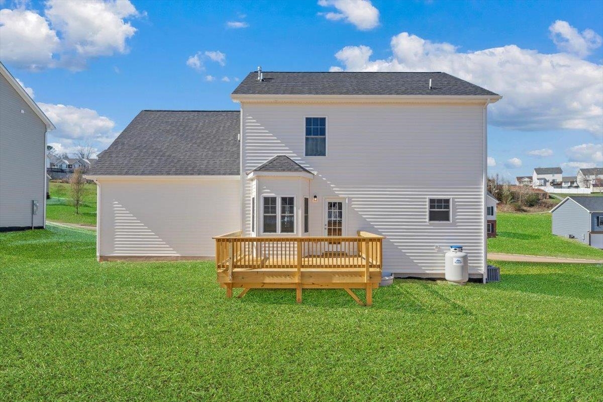 208 WEXFORD ST, STAUNTON, Virginia 24401, 4 Bedrooms Bedrooms, ,2 BathroomsBathrooms,Residential,208 WEXFORD ST,671325 MLS # 671325