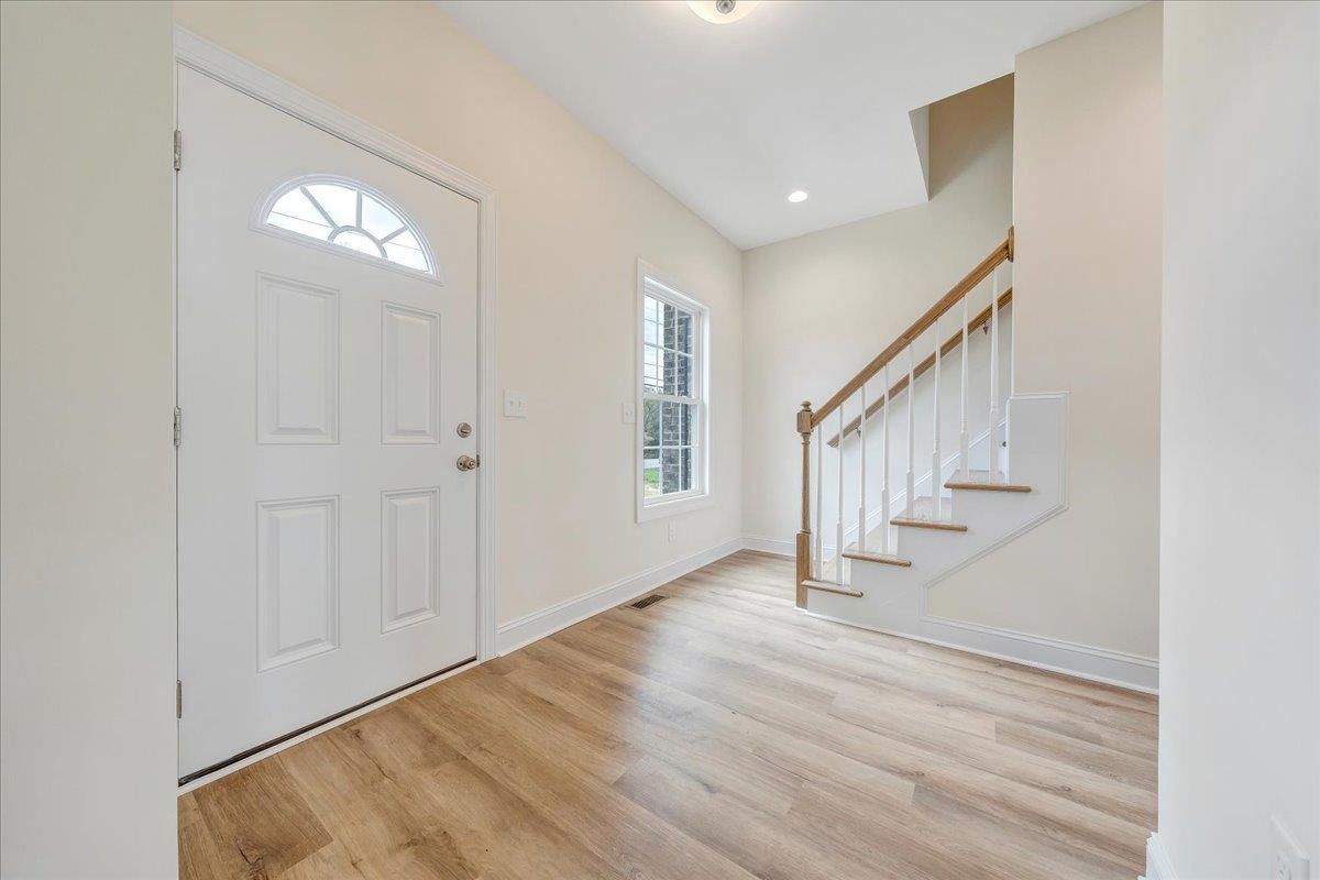 206 WEXFORD ST, STAUNTON, Virginia 24401, 4 Bedrooms Bedrooms, ,2 BathroomsBathrooms,Residential,206 WEXFORD ST,671328 MLS # 671328