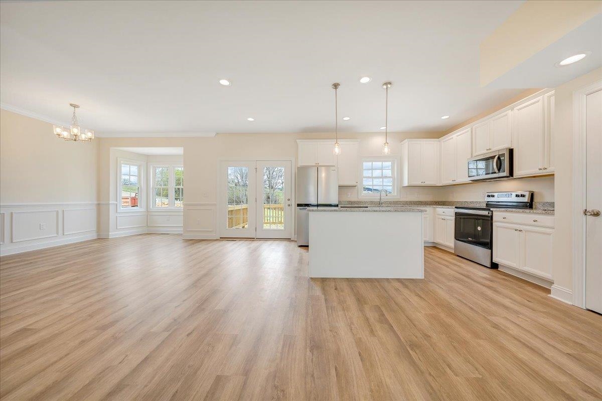 206 WEXFORD ST, STAUNTON, Virginia 24401, 4 Bedrooms Bedrooms, ,2 BathroomsBathrooms,Residential,206 WEXFORD ST,671328 MLS # 671328