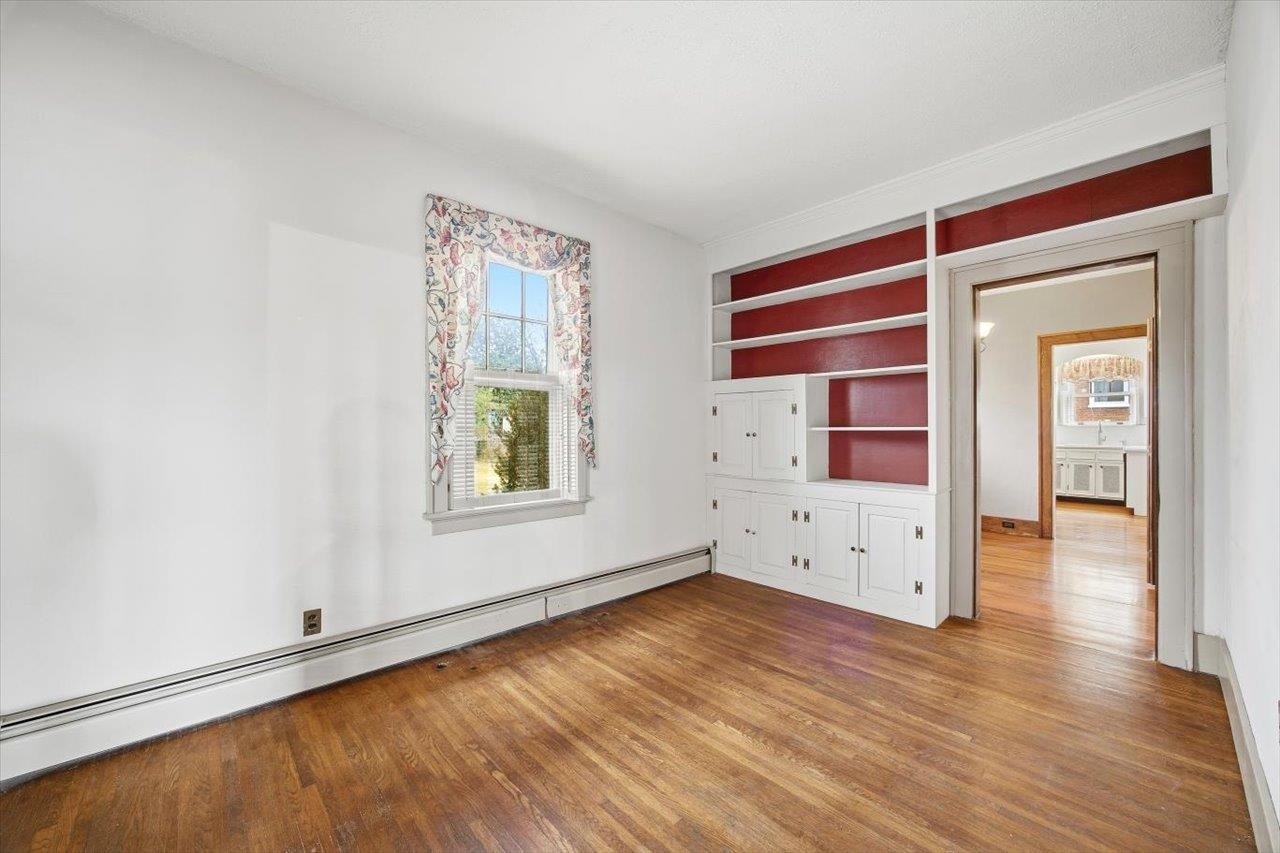 645 MAPLE AVE, WAYNESBORO, Virginia 22980, 4 Bedrooms Bedrooms, ,2 BathroomsBathrooms,Residential,645 MAPLE AVE,671331 MLS # 671331