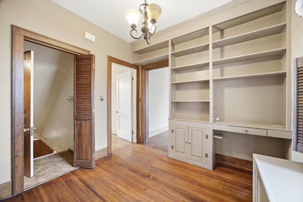 645 MAPLE AVE, WAYNESBORO, Virginia 22980, 4 Bedrooms Bedrooms, ,2 BathroomsBathrooms,Residential,645 MAPLE AVE,671331 MLS # 671331