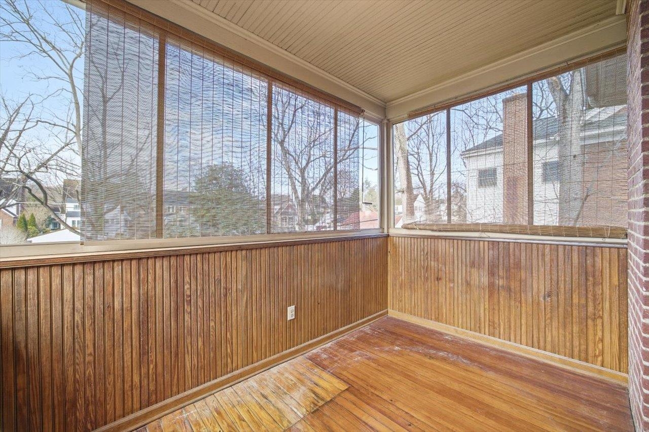 645 MAPLE AVE, WAYNESBORO, Virginia 22980, 4 Bedrooms Bedrooms, ,2 BathroomsBathrooms,Residential,645 MAPLE AVE,671331 MLS # 671331