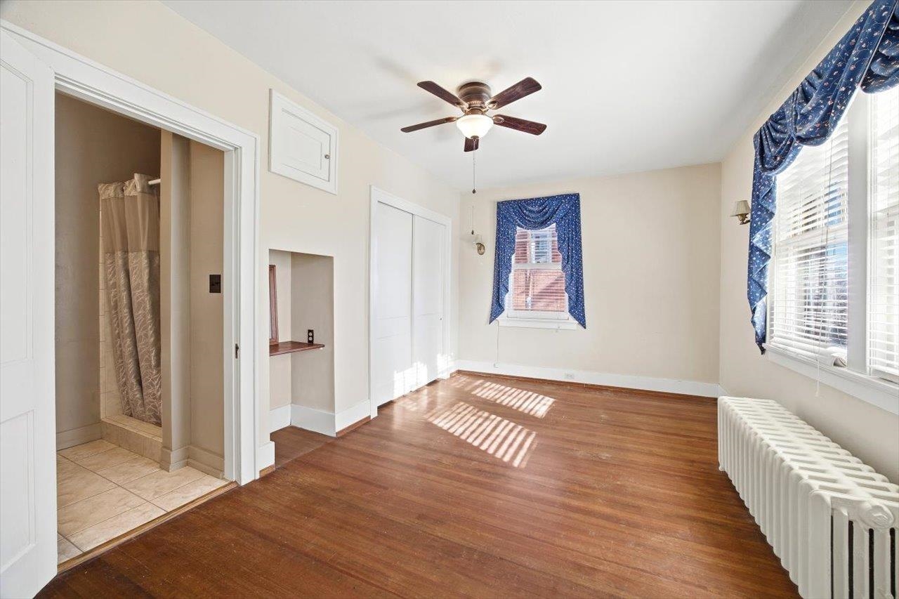 645 MAPLE AVE, WAYNESBORO, Virginia 22980, 4 Bedrooms Bedrooms, ,2 BathroomsBathrooms,Residential,645 MAPLE AVE,671331 MLS # 671331