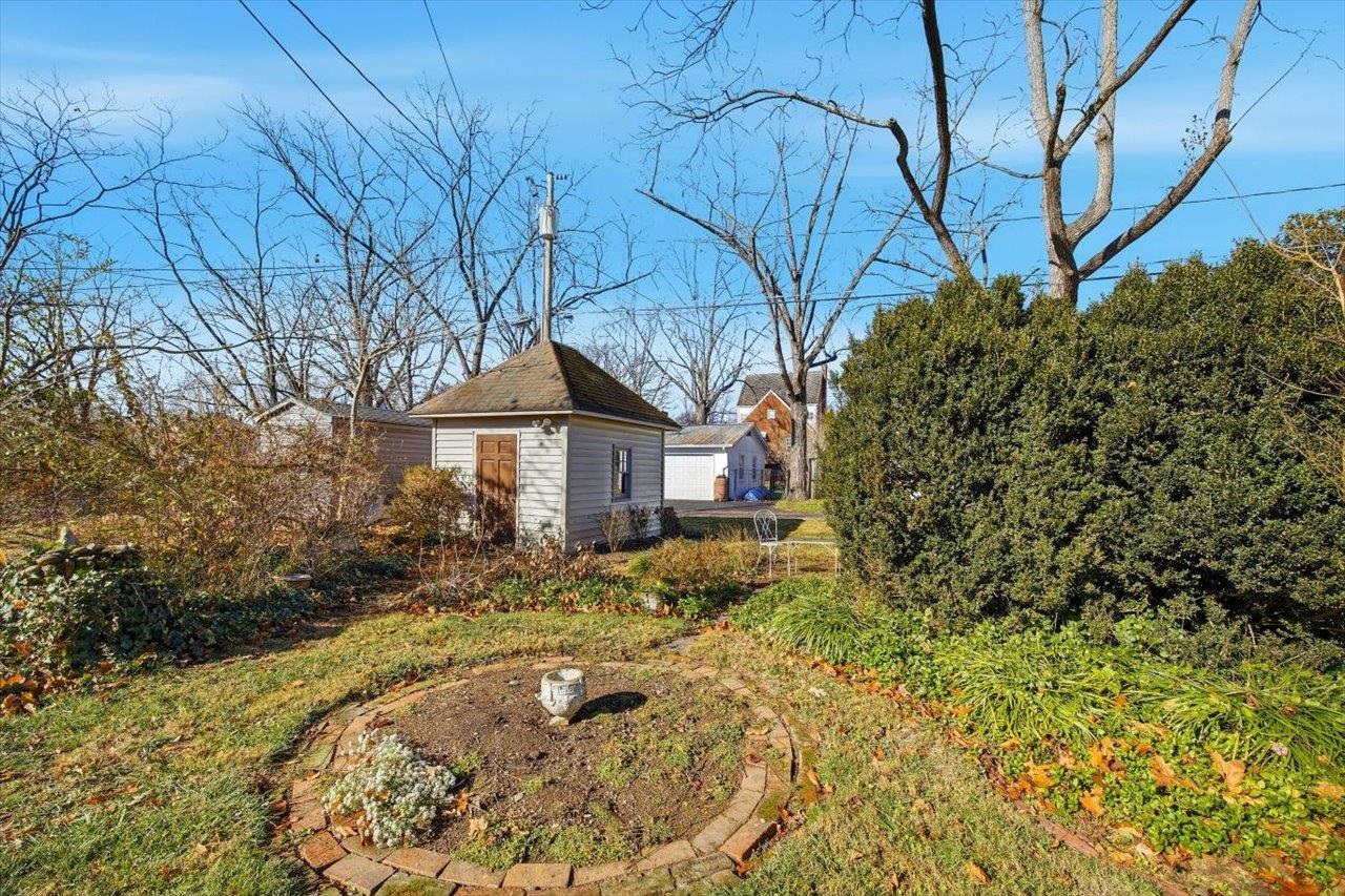 645 MAPLE AVE, WAYNESBORO, Virginia 22980, 4 Bedrooms Bedrooms, ,2 BathroomsBathrooms,Residential,645 MAPLE AVE,671331 MLS # 671331