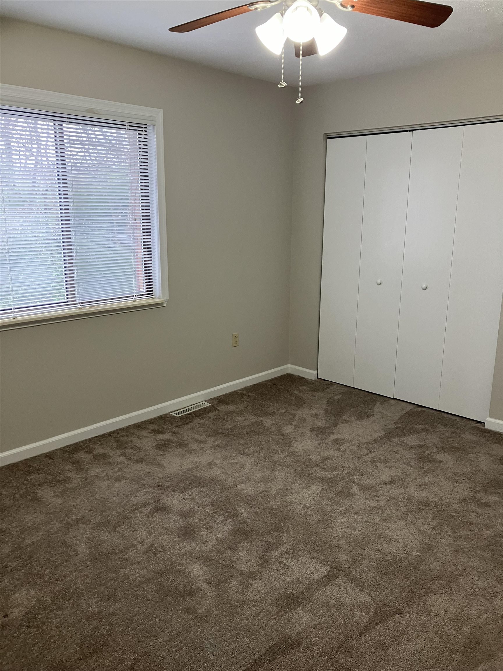 500 WINCHESTER AVE, STAUNTON, Virginia 24401, 2 Bedrooms Bedrooms, ,1 BathroomBathrooms,Residential,500 WINCHESTER AVE,671333 MLS # 671333