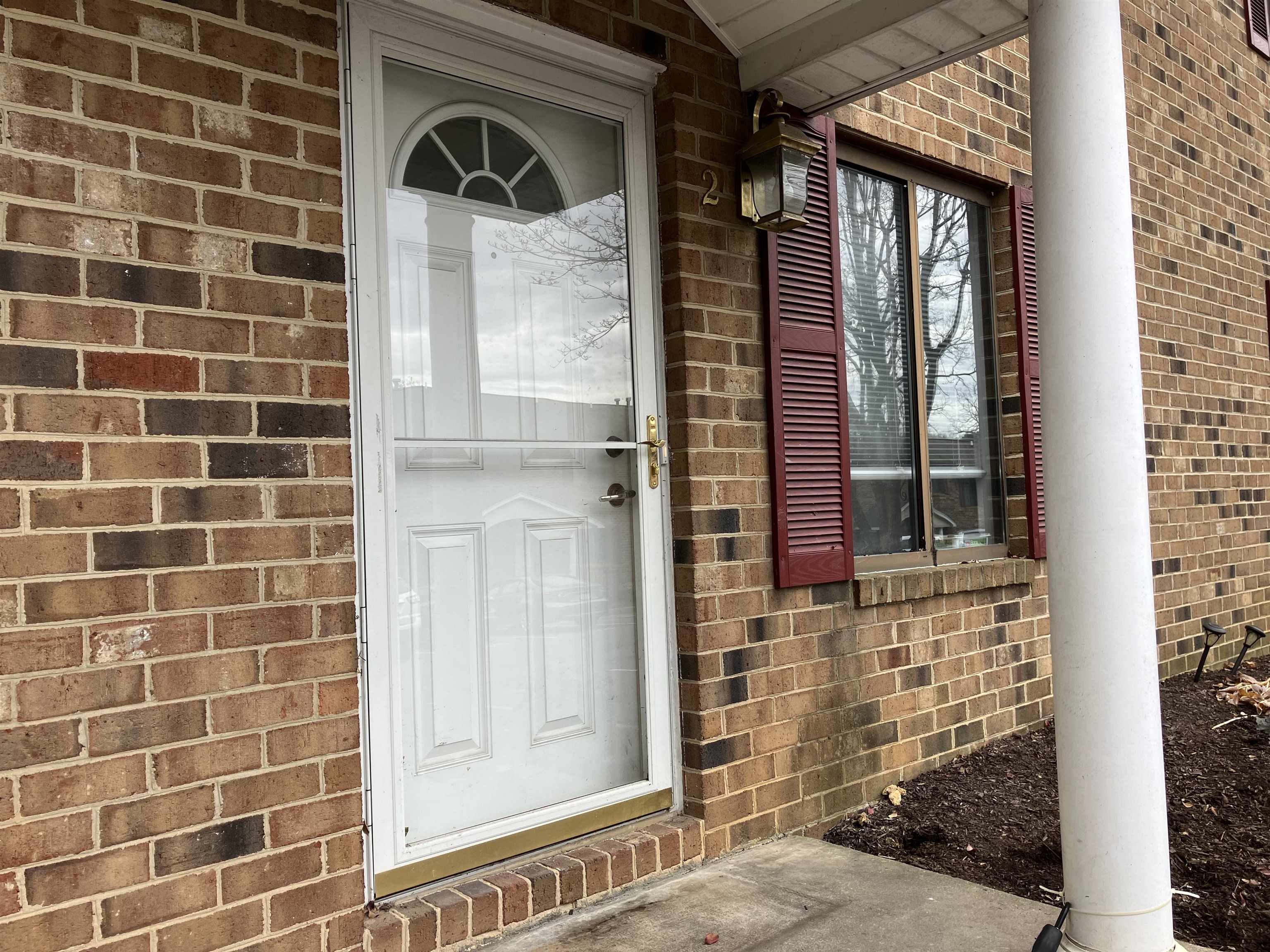 500 WINCHESTER AVE, STAUNTON, Virginia 24401, 2 Bedrooms Bedrooms, ,1 BathroomBathrooms,Residential,500 WINCHESTER AVE,671333 MLS # 671333