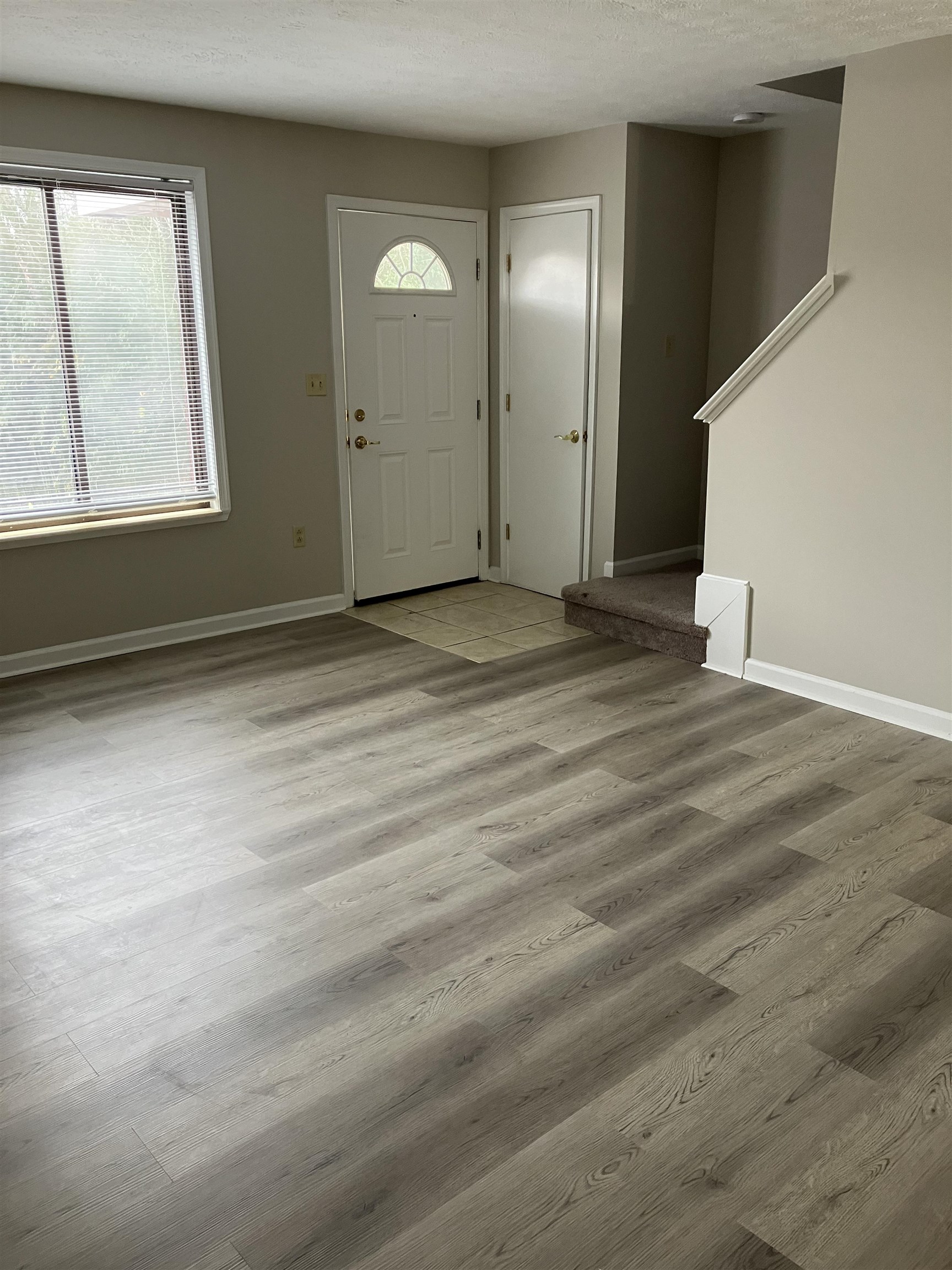 500 WINCHESTER AVE, STAUNTON, Virginia 24401, 2 Bedrooms Bedrooms, ,1 BathroomBathrooms,Residential,500 WINCHESTER AVE,671333 MLS # 671333