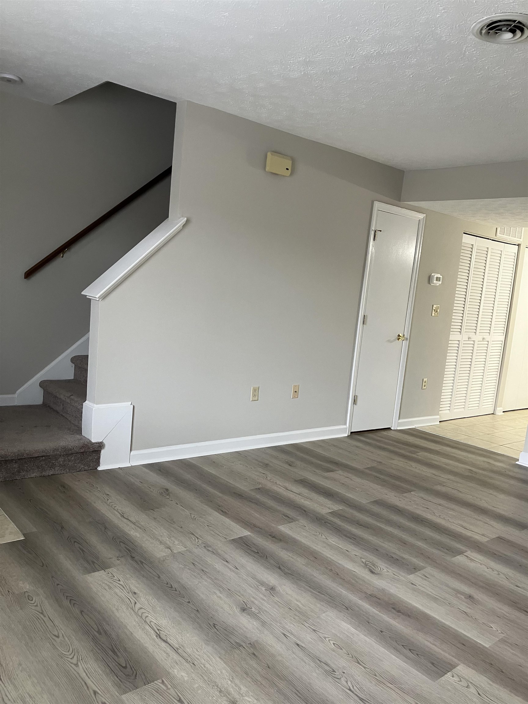 500 WINCHESTER AVE, STAUNTON, Virginia 24401, 2 Bedrooms Bedrooms, ,1 BathroomBathrooms,Residential,500 WINCHESTER AVE,671333 MLS # 671333