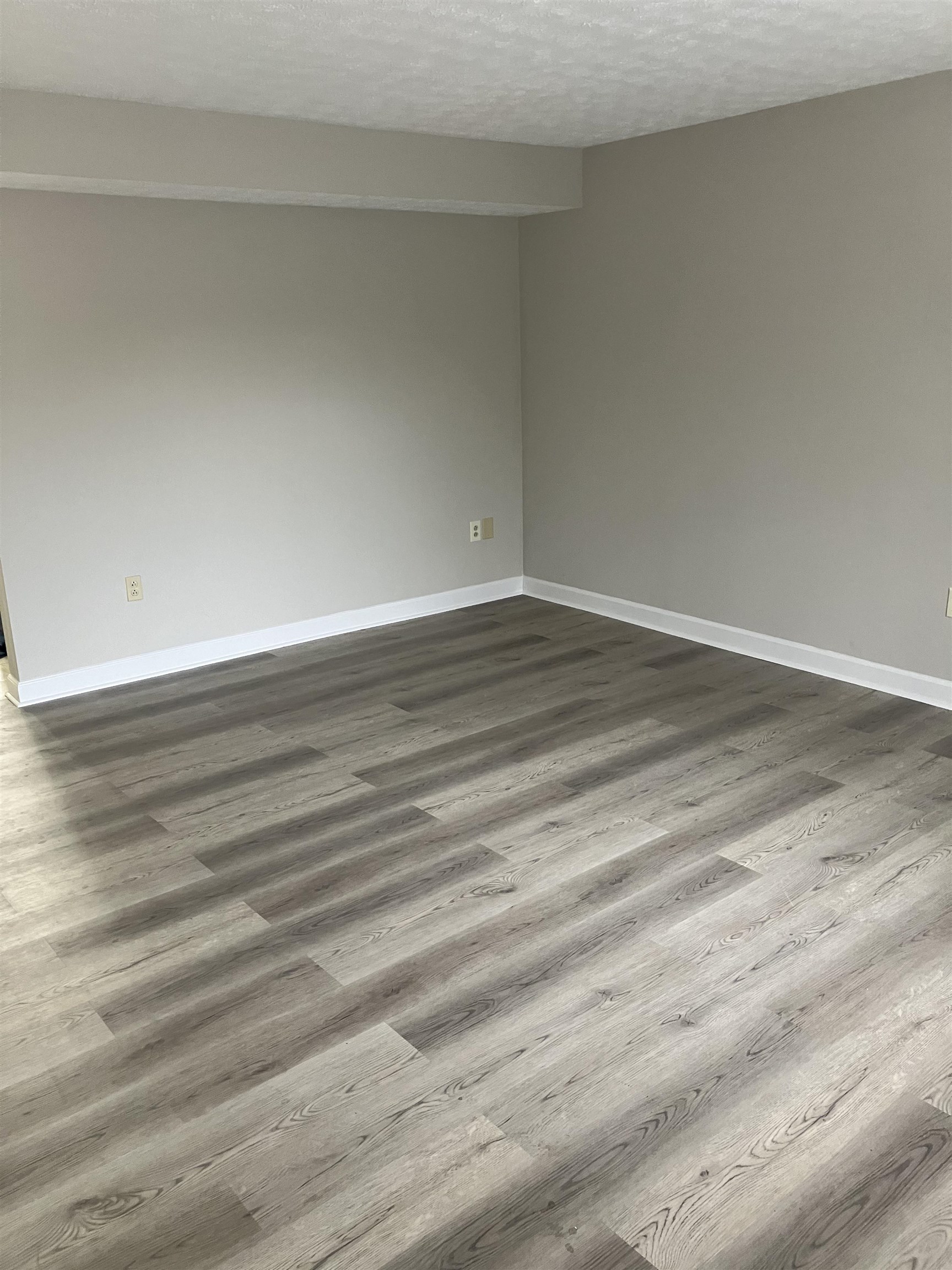 500 WINCHESTER AVE, STAUNTON, Virginia 24401, 2 Bedrooms Bedrooms, ,1 BathroomBathrooms,Residential,500 WINCHESTER AVE,671333 MLS # 671333