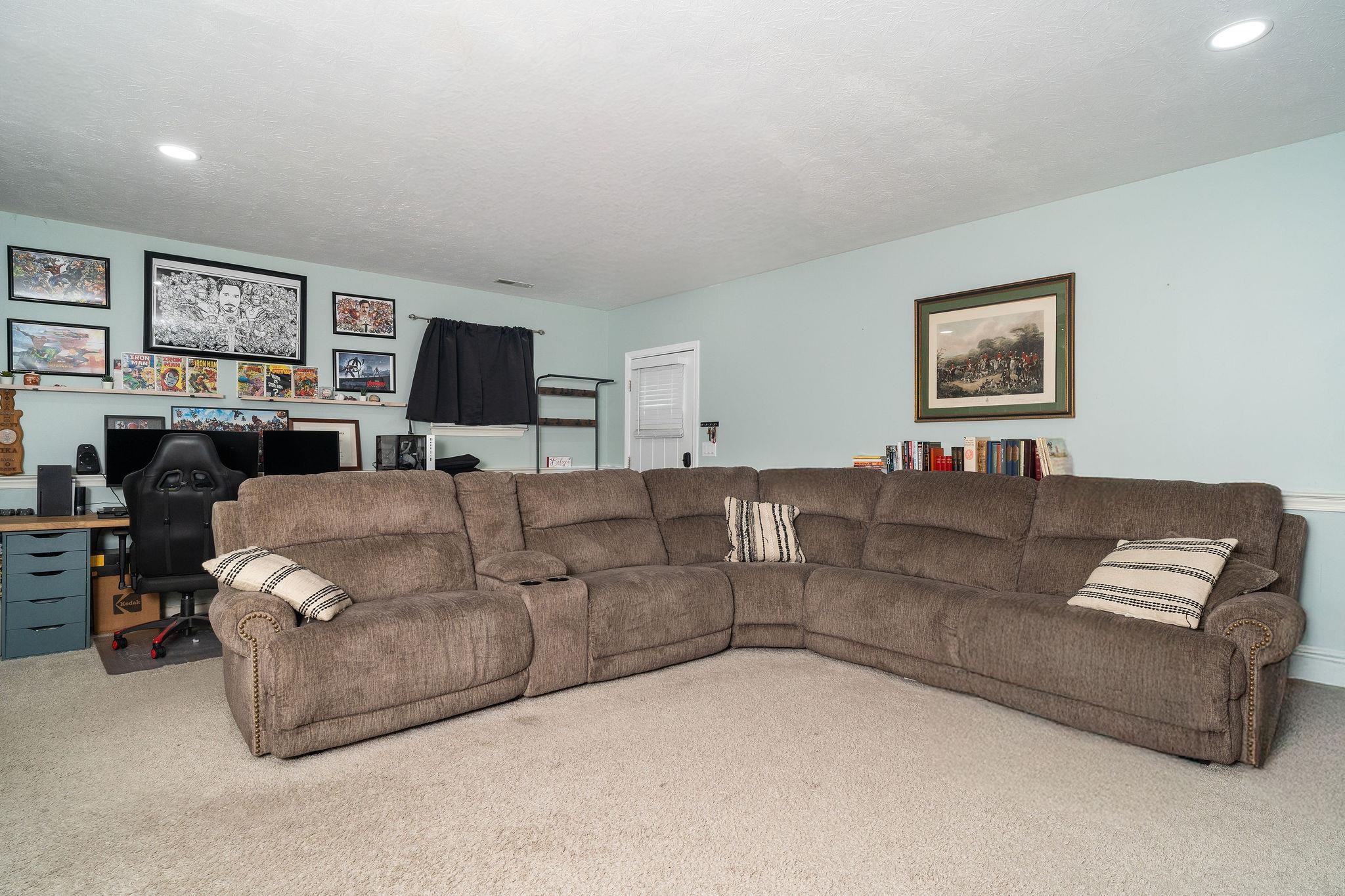 32 WOODSIDE DR, WAYNESBORO, Virginia 22980, 3 Bedrooms Bedrooms, ,2 BathroomsBathrooms,Residential,32 WOODSIDE DR,671336 MLS # 671336