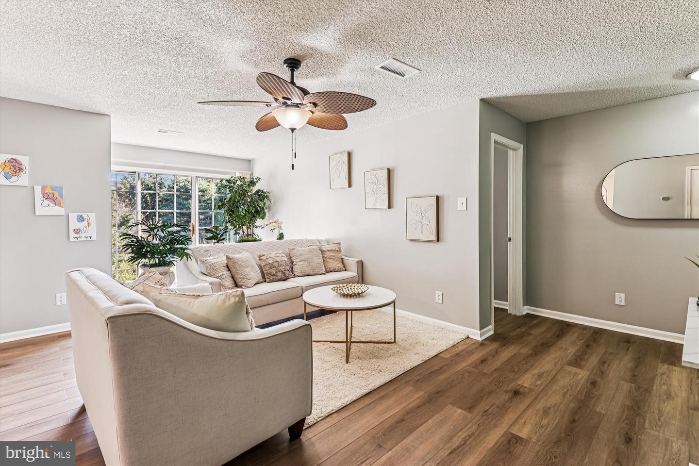 12102 GREENWAY CT #101, FAIRFAX, Virginia 22033, 3 Bedrooms Bedrooms, 8 Rooms Rooms,2 BathroomsBathrooms,Residential,For sale,12102 GREENWAY CT #101,VAFX2272614 MLS # VAFX2272614